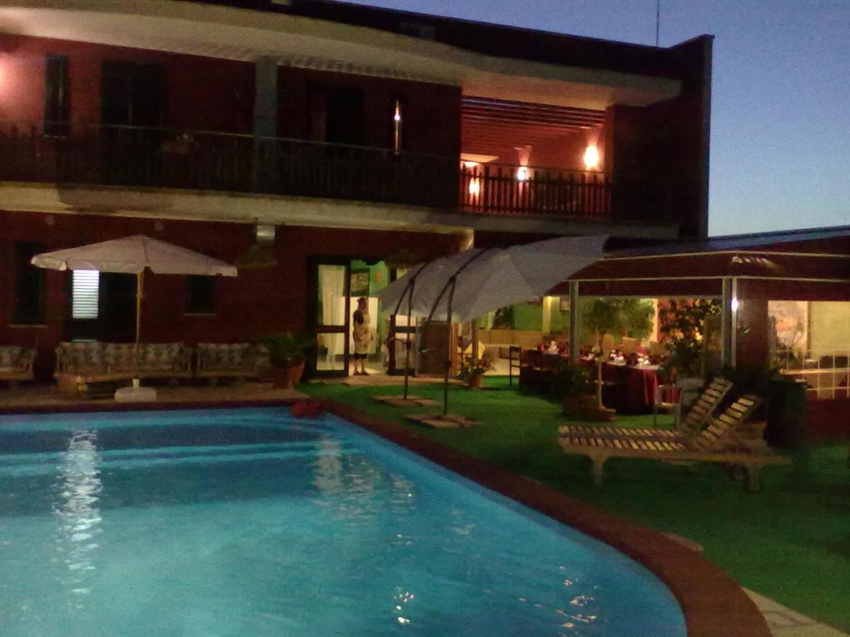 B&B Fa.Ro.Mi Torre Lapillo Exterior foto